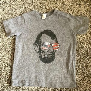 $$$ 3/$13 Abraham Lincoln Shirt 2T